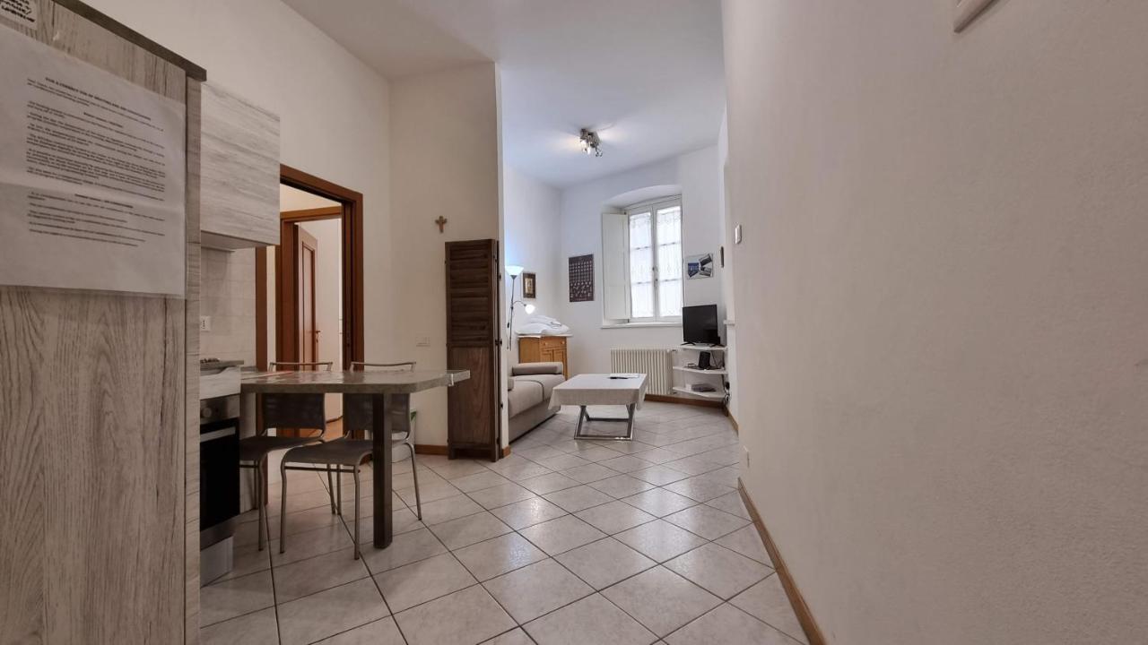 Al Trionfo 3 Apartment Триест Екстериор снимка