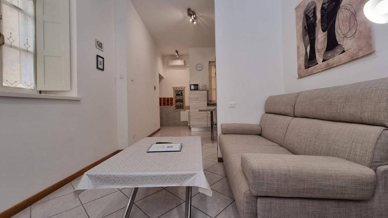 Al Trionfo 3 Apartment Триест Екстериор снимка